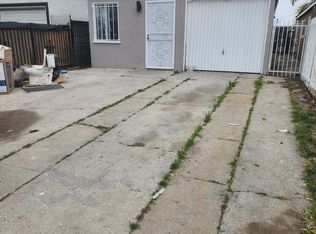 925 W Cedar St, Compton, CA 90220