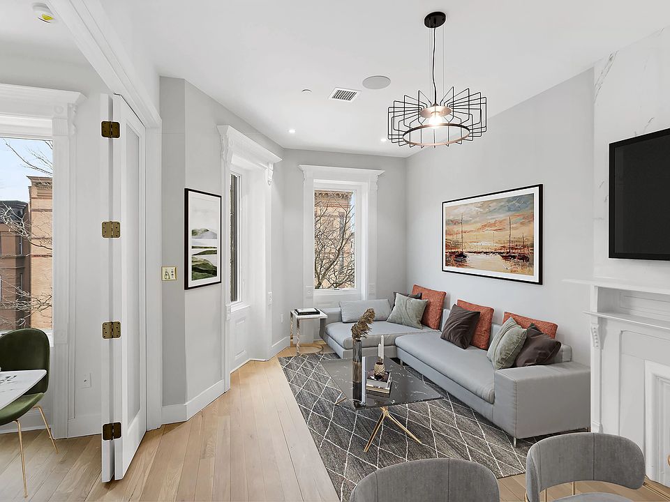 1st image of 569 Jefferson Ave Floor 2