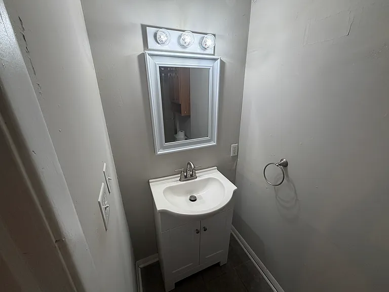 312 W Charlotte Ave #312 — Photo 11