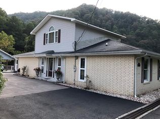 24249 Riverside Dr, Grundy, VA 24614