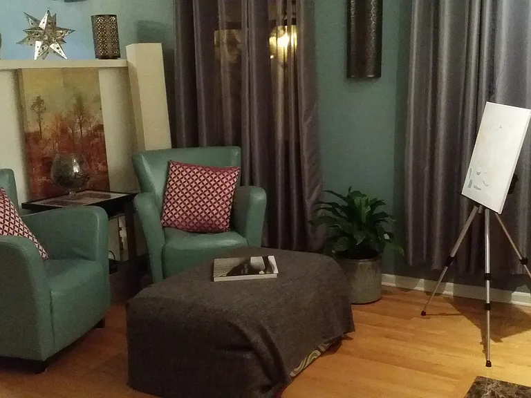 3706 W George St #2 — Photo 8