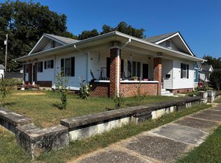1018 Elm Ave, South Pittsburg, TN 37380