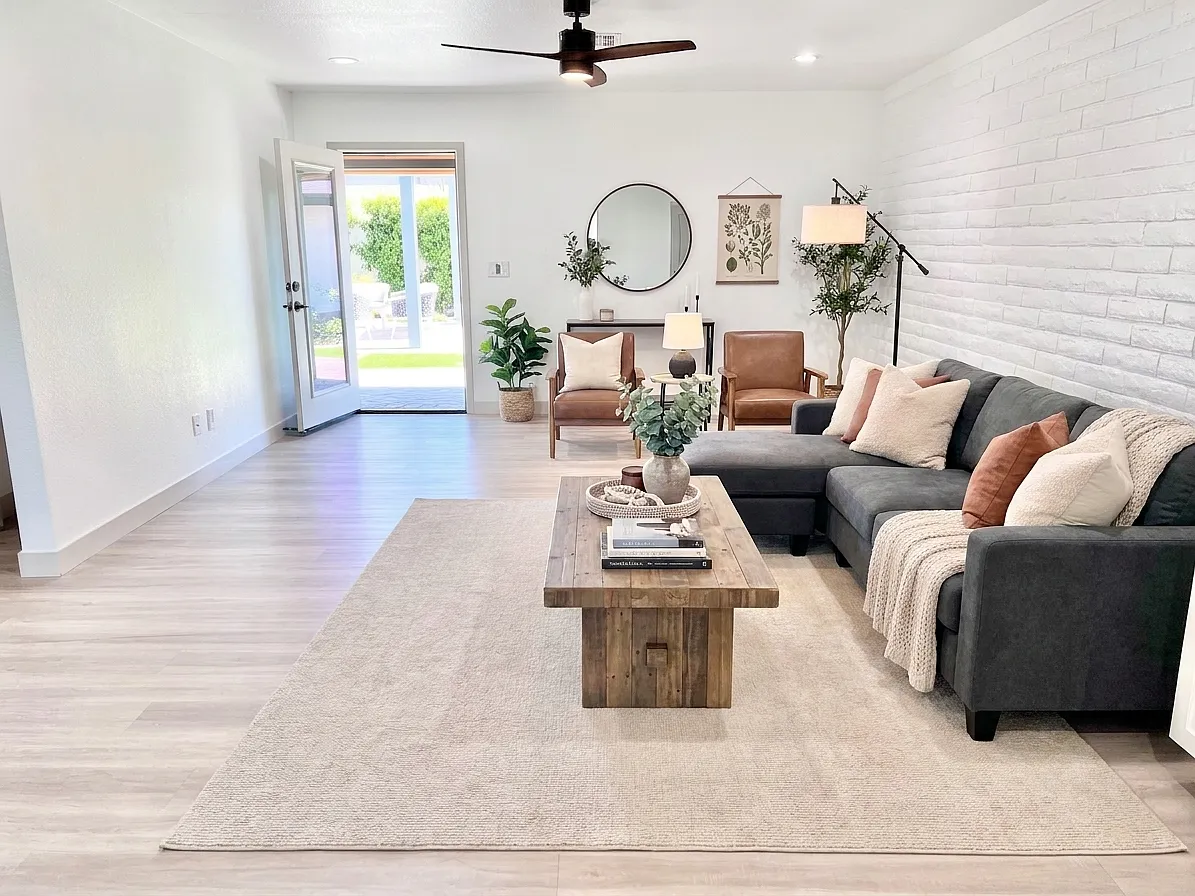2 bed, 850 sqft, $2,095 — Photo 3