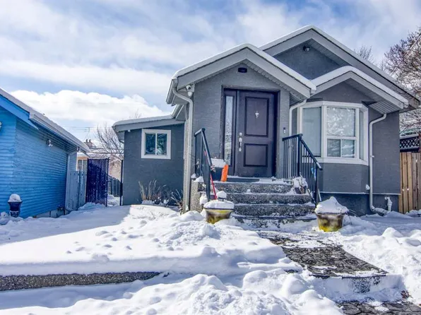 129 N 30th Ave NW, Calgary, AB T2M 2N1