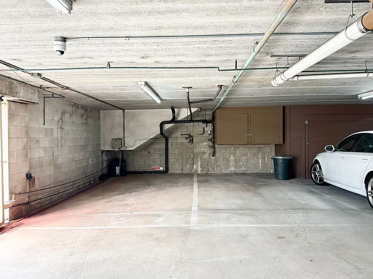 4513 Cove Dr #12 — Photo 29