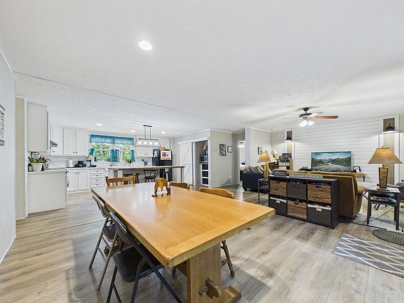 4th image of 2973 Burnt Ridge Rd