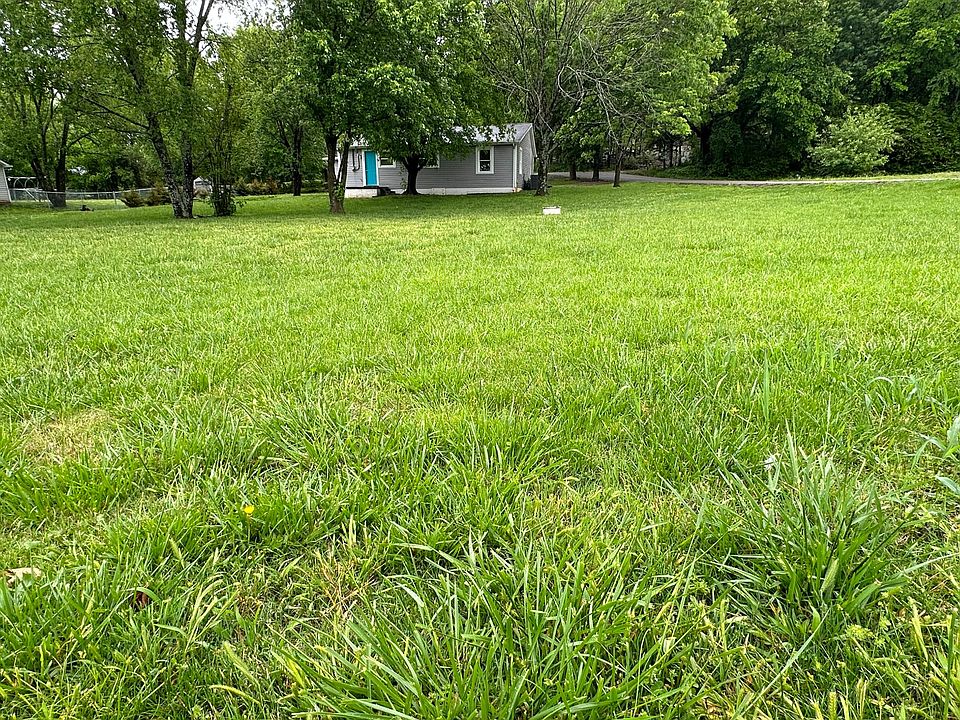 1st image of 4017 Woodbury Pike