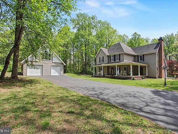 2nd image of 3600 Colonial Rd