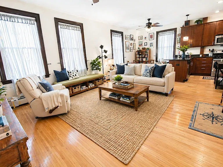 1908 Hennepin Ave #4 — Photo 7