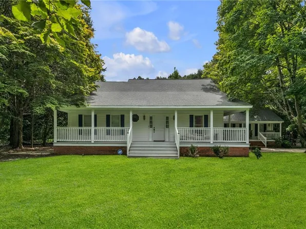 409 Peaceful Rd, Chesapeake, VA 23322