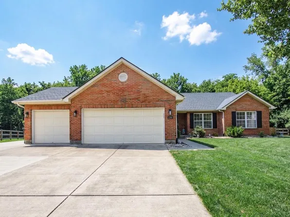 320 Wellington Ct, Monroe, OH 45050