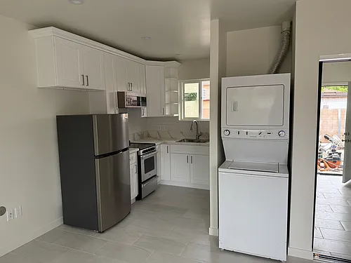1320 S Del Mar Ave #J Photo 1 1320 S Del Mar Ave #J Photo 1