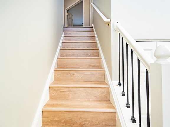 2nd image of 2835 Rutland Cir Unit 202