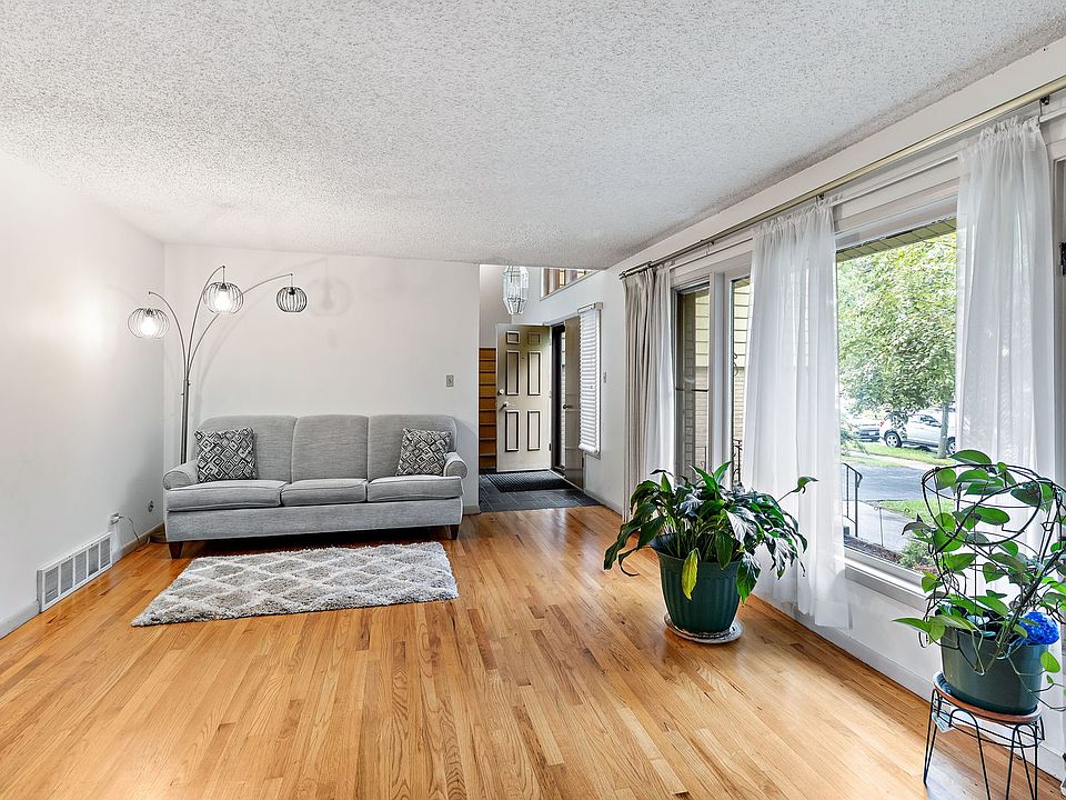 18807 Delta Rd, Homewood, IL 60430 Zillow