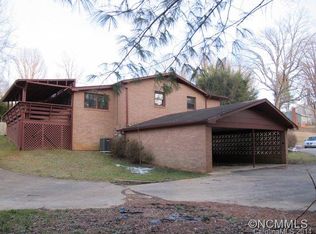 162-166 Greenwood Dr, Marion, NC 28752