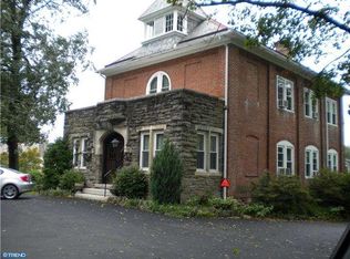 1082 Sandy Ridge Rd, Doylestown, PA 18901