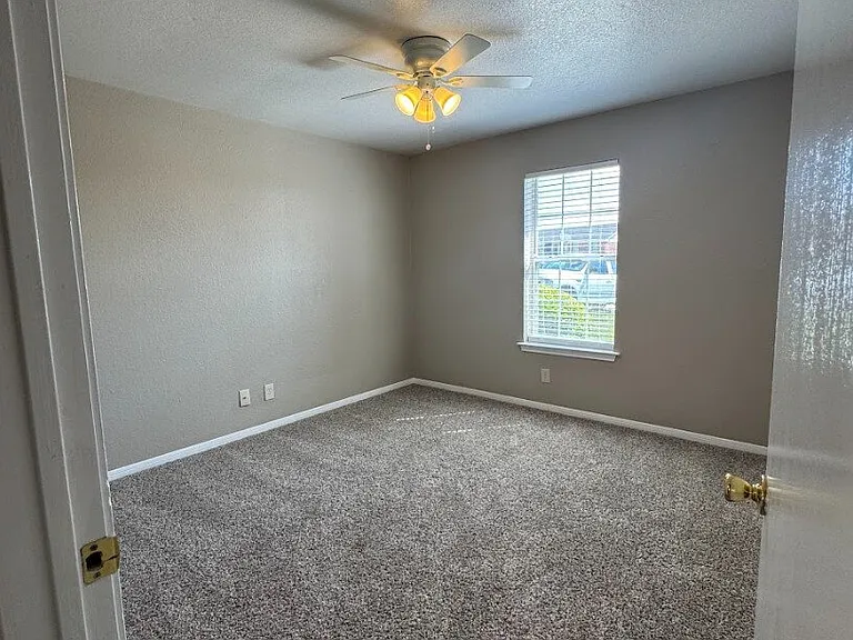 1501 Windward Dr #B — Photo 7