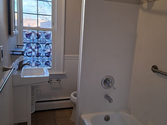 4th image of 9 N Beacon St #1