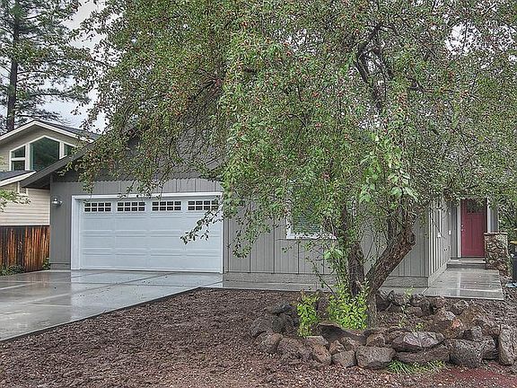 325 W. Silver Spruce