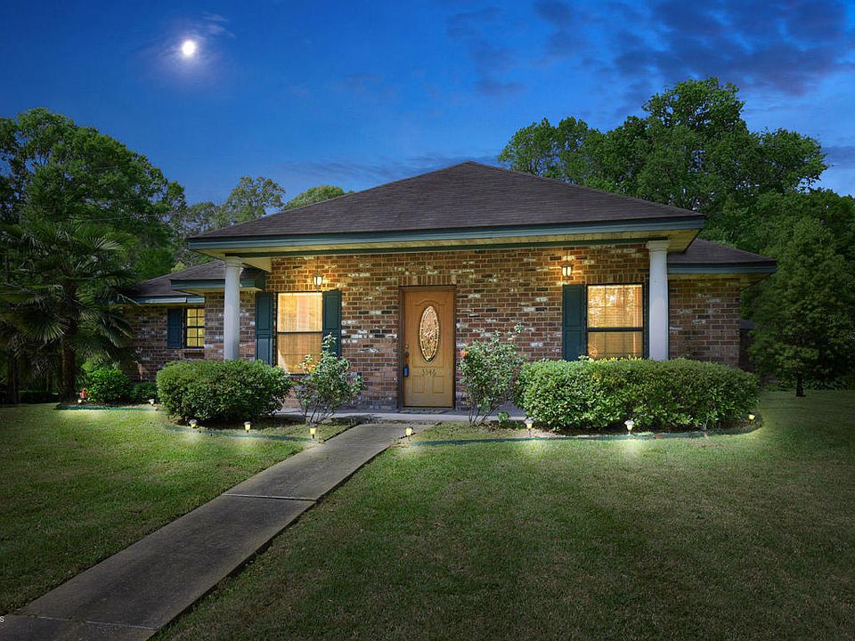 1st image of 3346 Walnut Dr