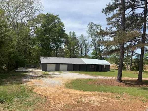 1st image of 315 Old Cotton Gin Rd