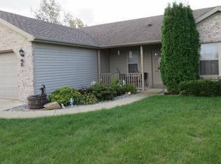 7913 W Jordan Blvd, Yorktown, IN 47396