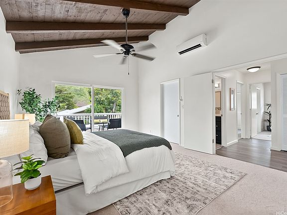 3rd image of 7141 Kukii St