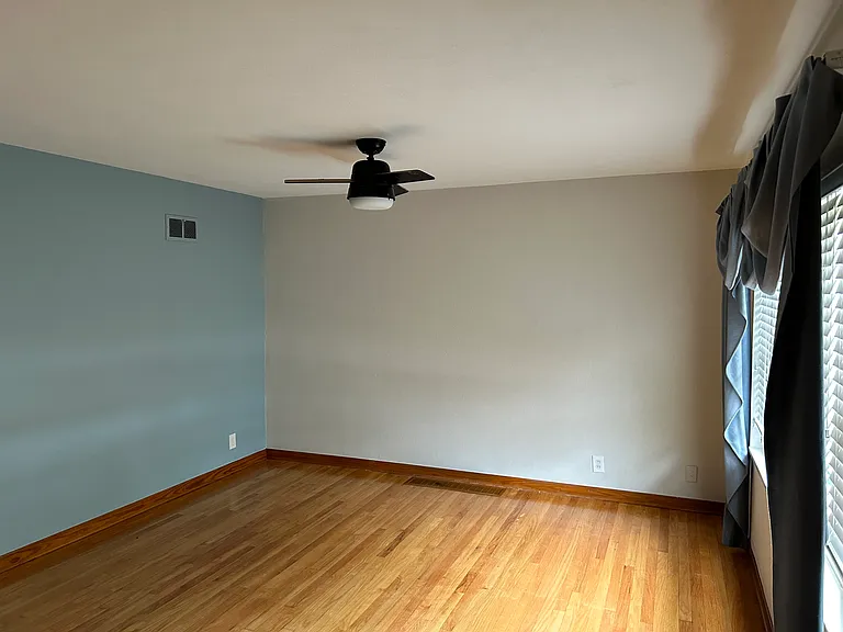 9552 Dulles Ct — Photo 7