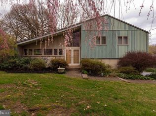 535 Upper Weadley Rd, Wayne, PA 19087