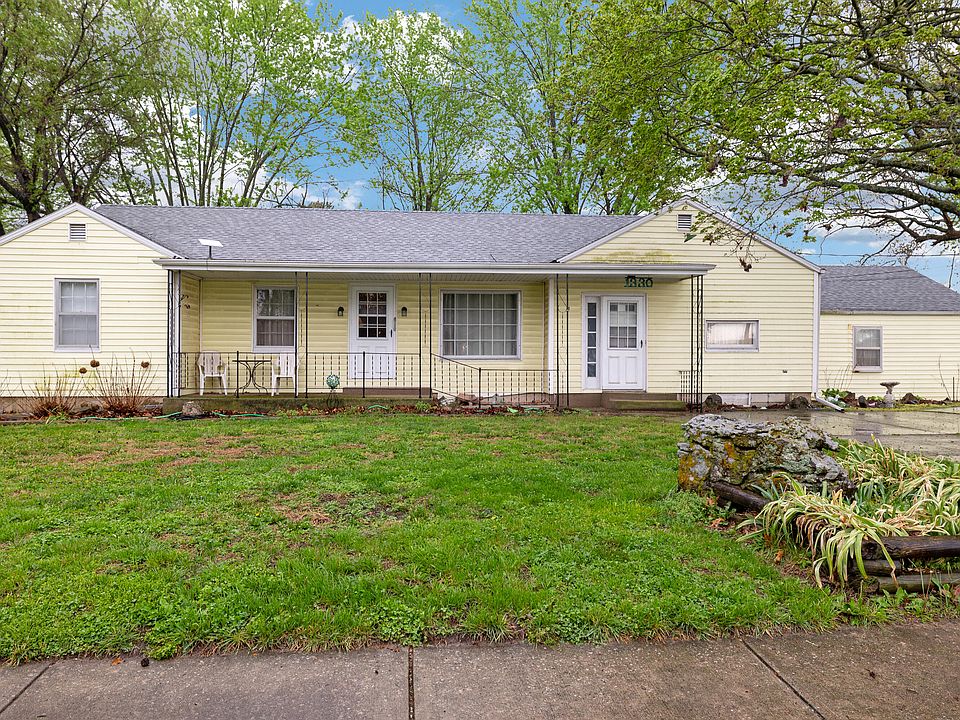 1st image of 1330 E Division Street