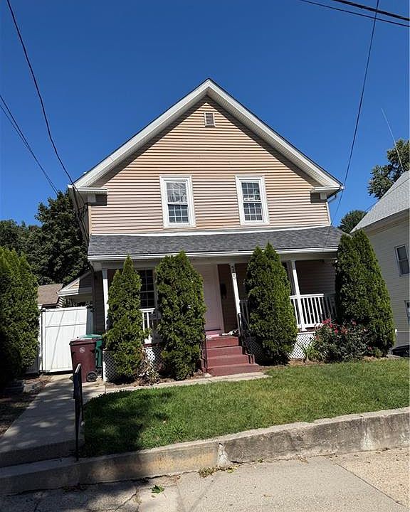 1st image of 565 Fairmount St