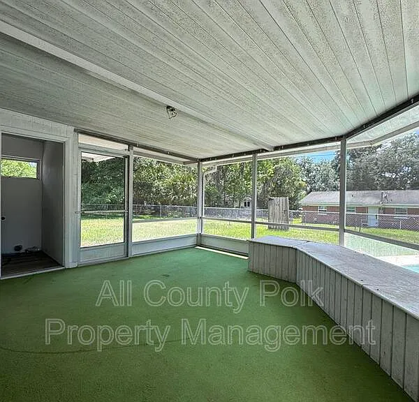 2255 E Helen Cir — Photo 30