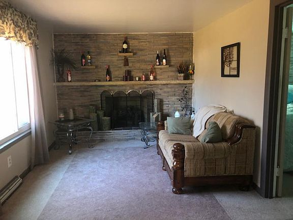 3rd image of 7137 Michael Dr