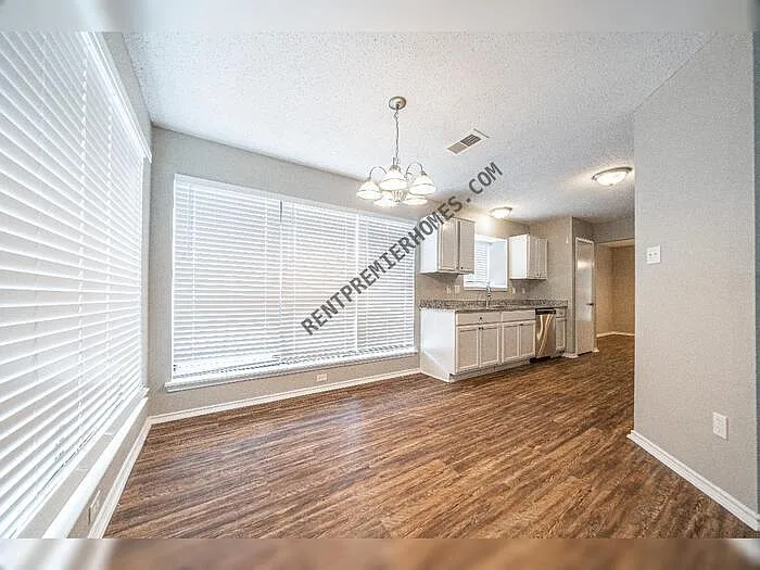 5223 Fawn Lake Dr — Photo 14