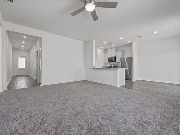 2nd image of 7522 Rambutan Pl