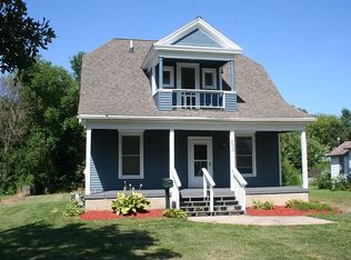 203 W Main St, La Porte City, IA 50651