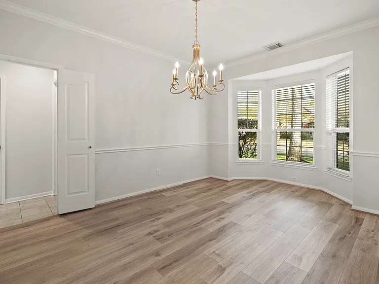 308 Meadow Trail Ct — Photo 34