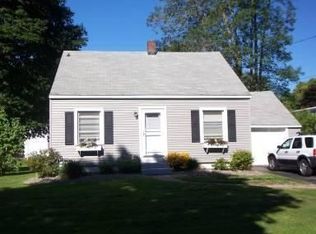 428 S Willow St, Oneida, NY 13421