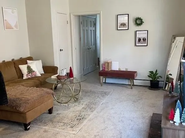 329 Stratford Ave #1R, Pittsburgh, PA 15232