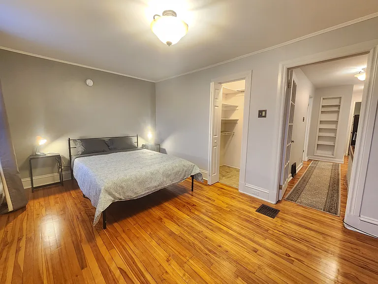 644 Churchill Ave N #1 — Photo 14
