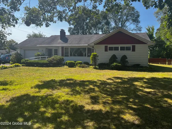 2 Hialeah Drive, Albany, NY 12205