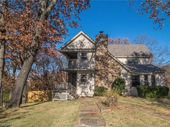 2305 Skye Rd, Fort Smith, AR 72908