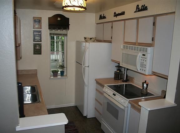 Great open kitchen.  New sink and newer appliances!