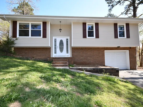 1603 S Winer Dr, Soddy Daisy, TN 37379