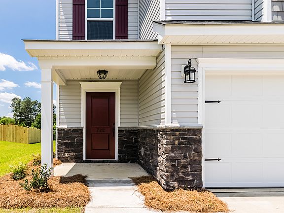 5th image of 674 Count Fleet Ct