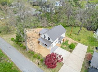 97 Barnwell Ave, Centerville, TN 37033