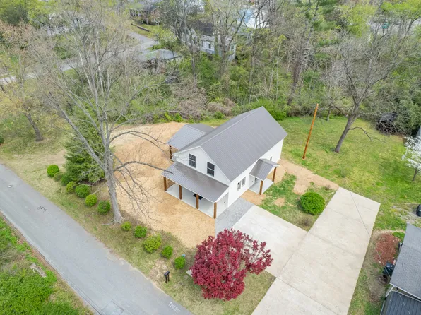 97 Barnwell Ave, Centerville, TN 37033