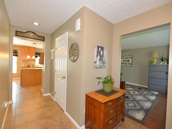 2nd image of 11685 Kettering Dr