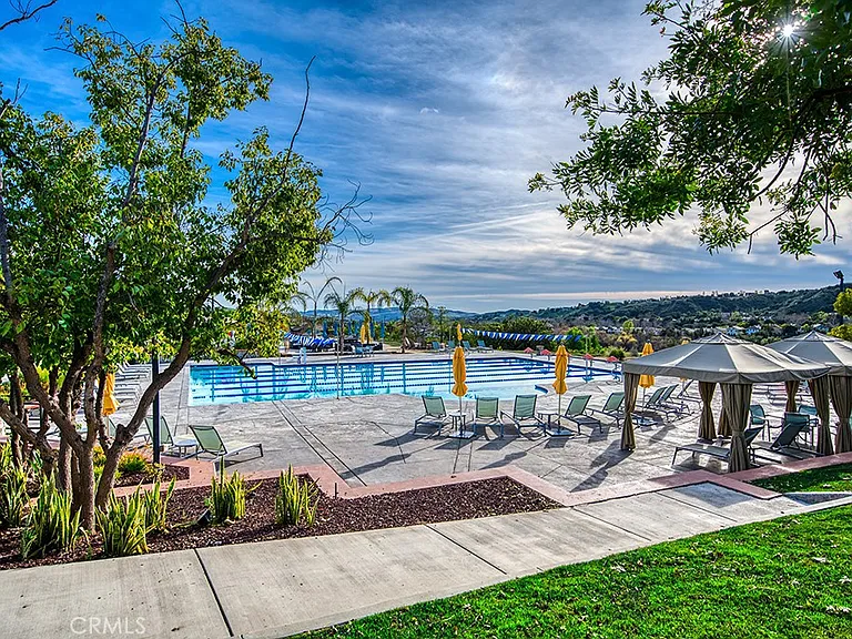 6 Coffeeberry Ct — Photo 37
