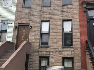 208 18th St, Brooklyn, NY 11215